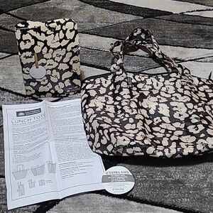 LEOPARD PRINT FOLDABLE ULTRA-SAFE INSULATED LUNCH TOTE BAG